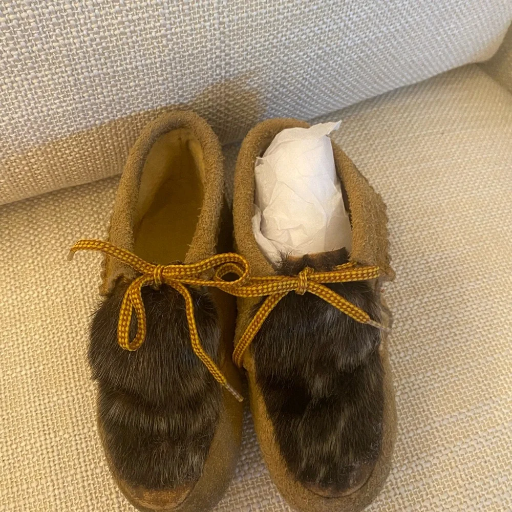 Handmade Kids Fur ans Suede Mocossins / Tan and Brown /Tie/ Custom /Size 12